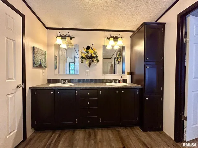 $56,500 | 501 Grant Avenue, Dowell, IL 62927