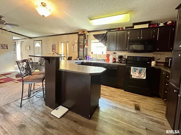 $54,900 | 501 Grant Avenue, Dowell, IL 62927