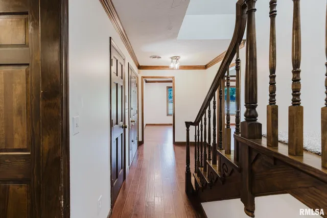 $297,000 | 1800 Testa Drive, Marion, IL 62959