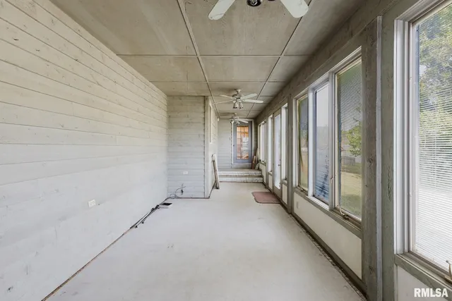 $297,000 | 1800 Testa Drive, Marion, IL 62959