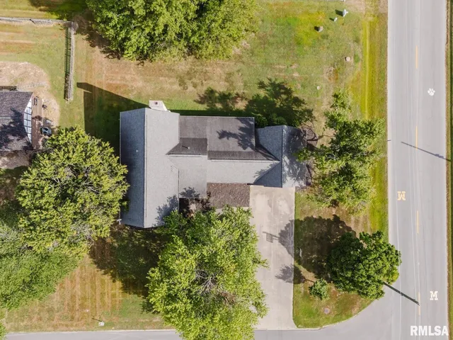 $297,000 | 1800 Testa Drive, Marion, IL 62959