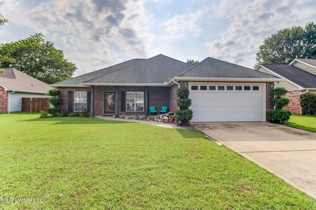 $2,450 | 7621 Falcon Circle West, Ocean Springs, MS 39564