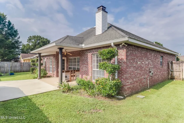 $2,450 | 7621 Falcon Circle West, Ocean Springs, MS 39564