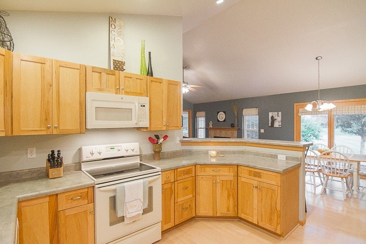 3051 Timber Creek Circle Riverside, IA 52327 - Photo 10 of 44 Gallery Image 10