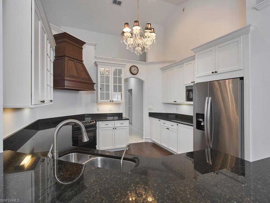2126 East Crown Pointe Boulevard Naples, FL 34112 - Photo 9 of 23