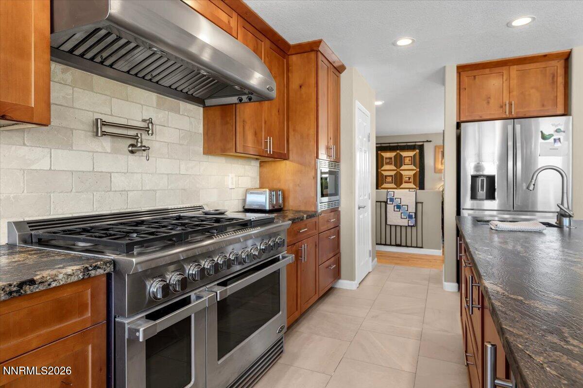 14395 North Red Rock Road Reno, NV 89508 - Photo 10 of 63 Kitchen