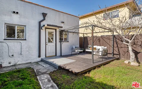 a view of outdoor space