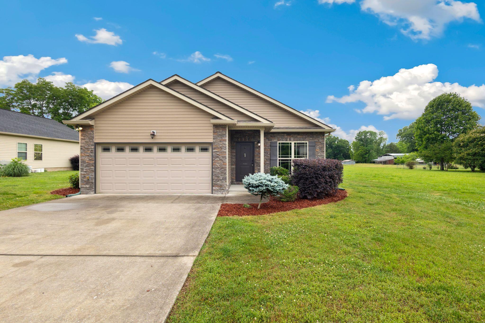 6854 Robin Drive Chattanooga, TN 37421 - Photo 3 of 41 5_03