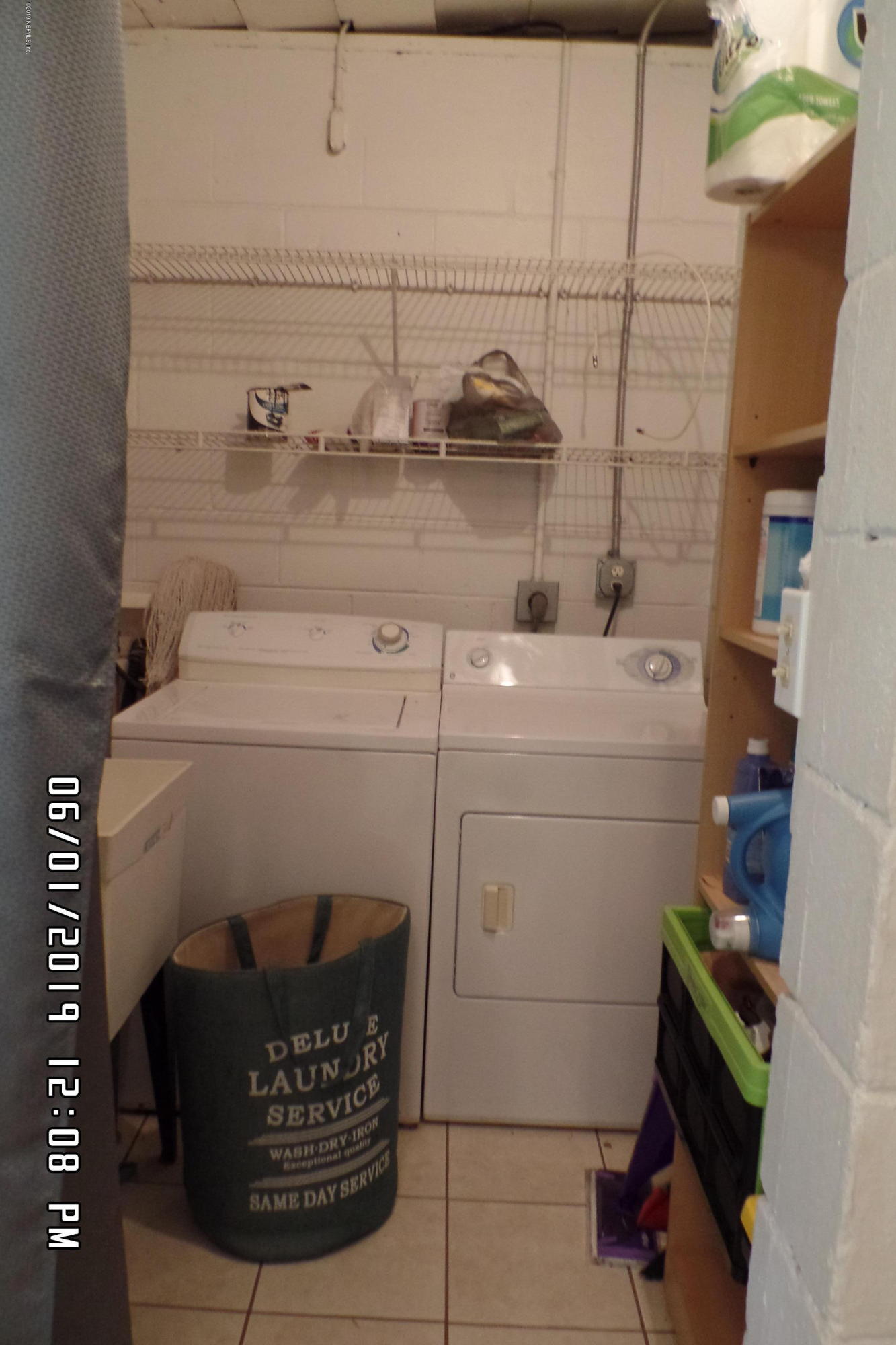 2925 Kent Road Jacksonville, FL 32216 - Photo 19 of 24 a close view of washer and dryer