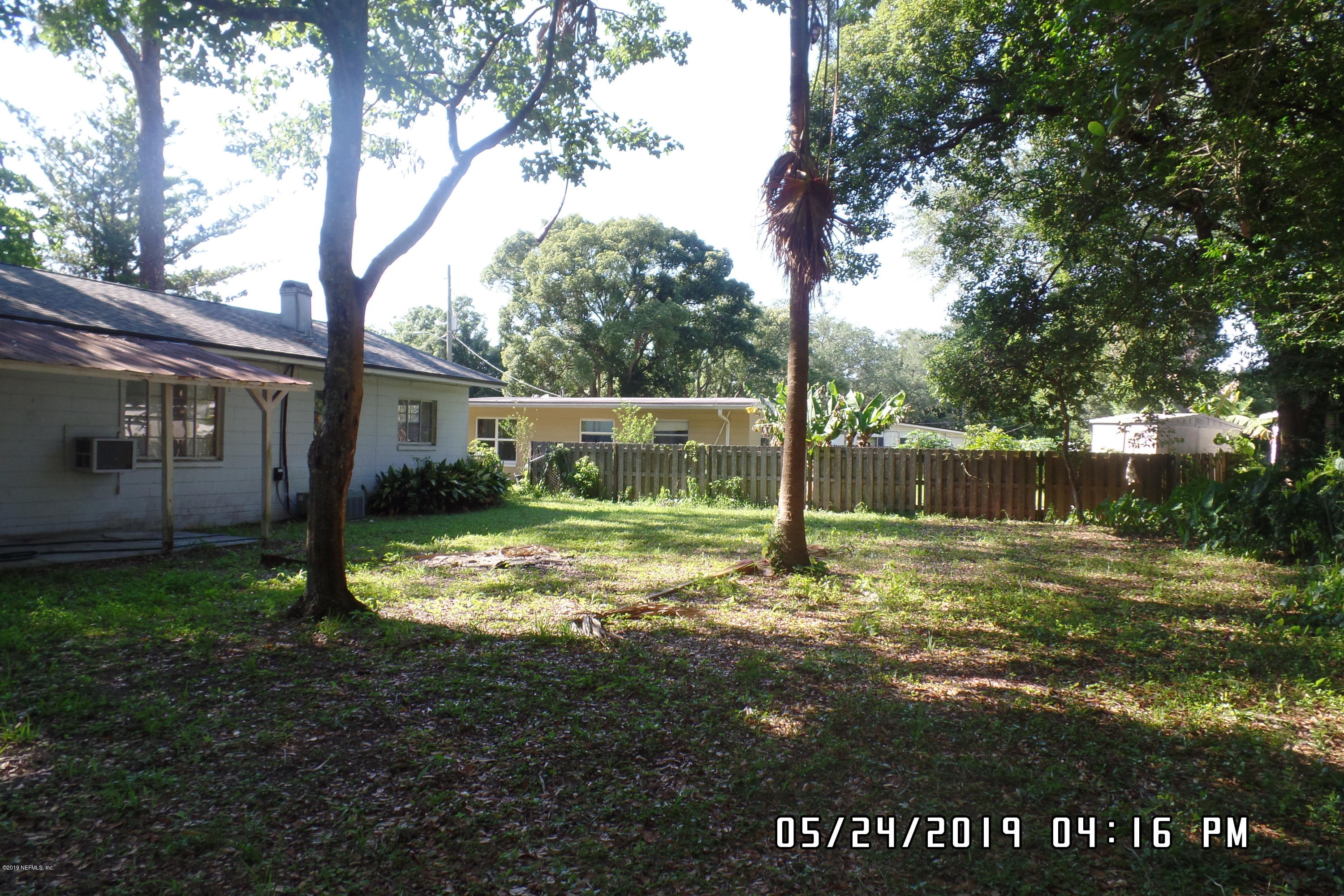 2925 Kent Road Jacksonville, FL 32216 - Photo 22 of 24 a view of a back yard