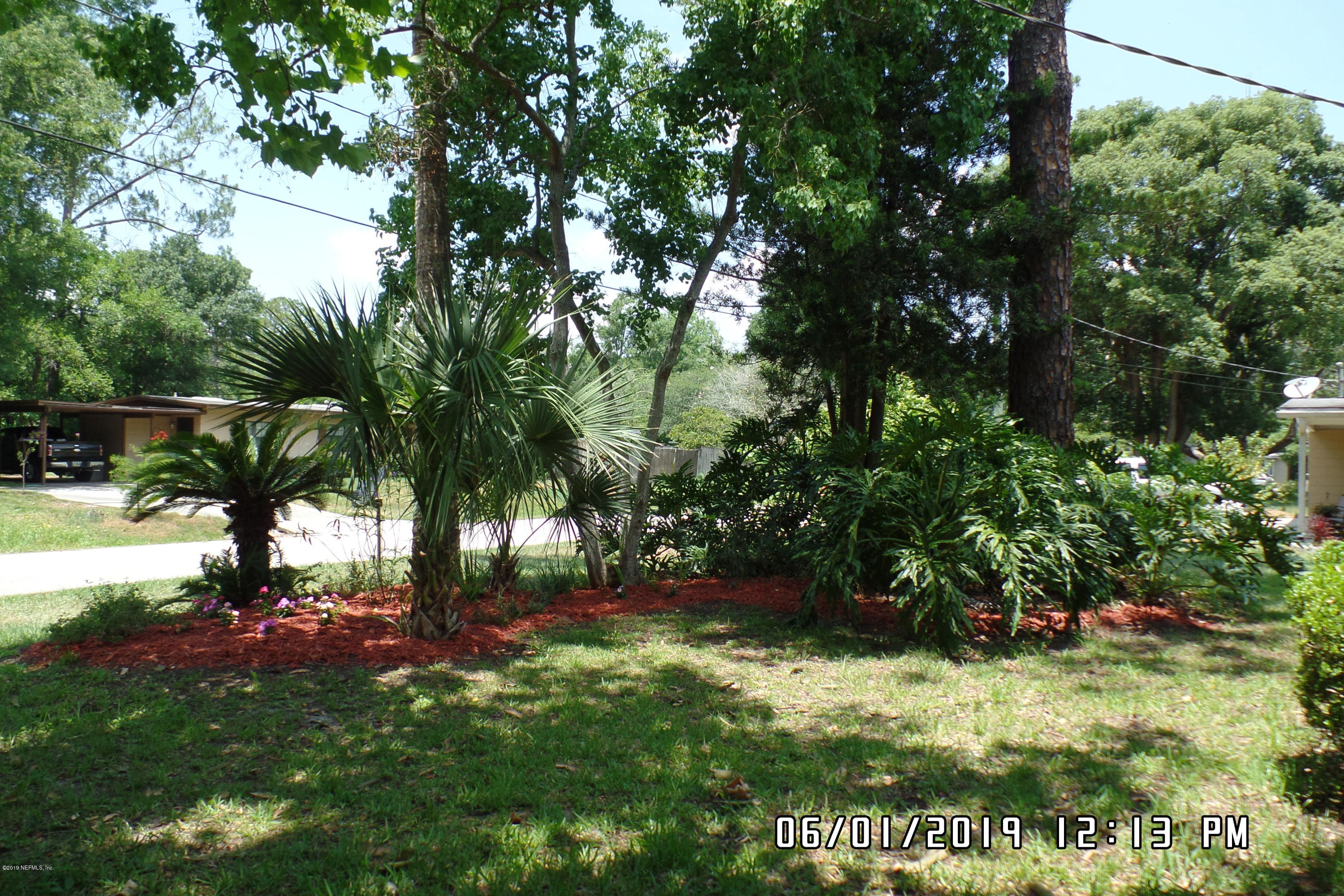 2925 Kent Road Jacksonville, FL 32216 - Photo 4 of 24 a view of swimming pool from a yard