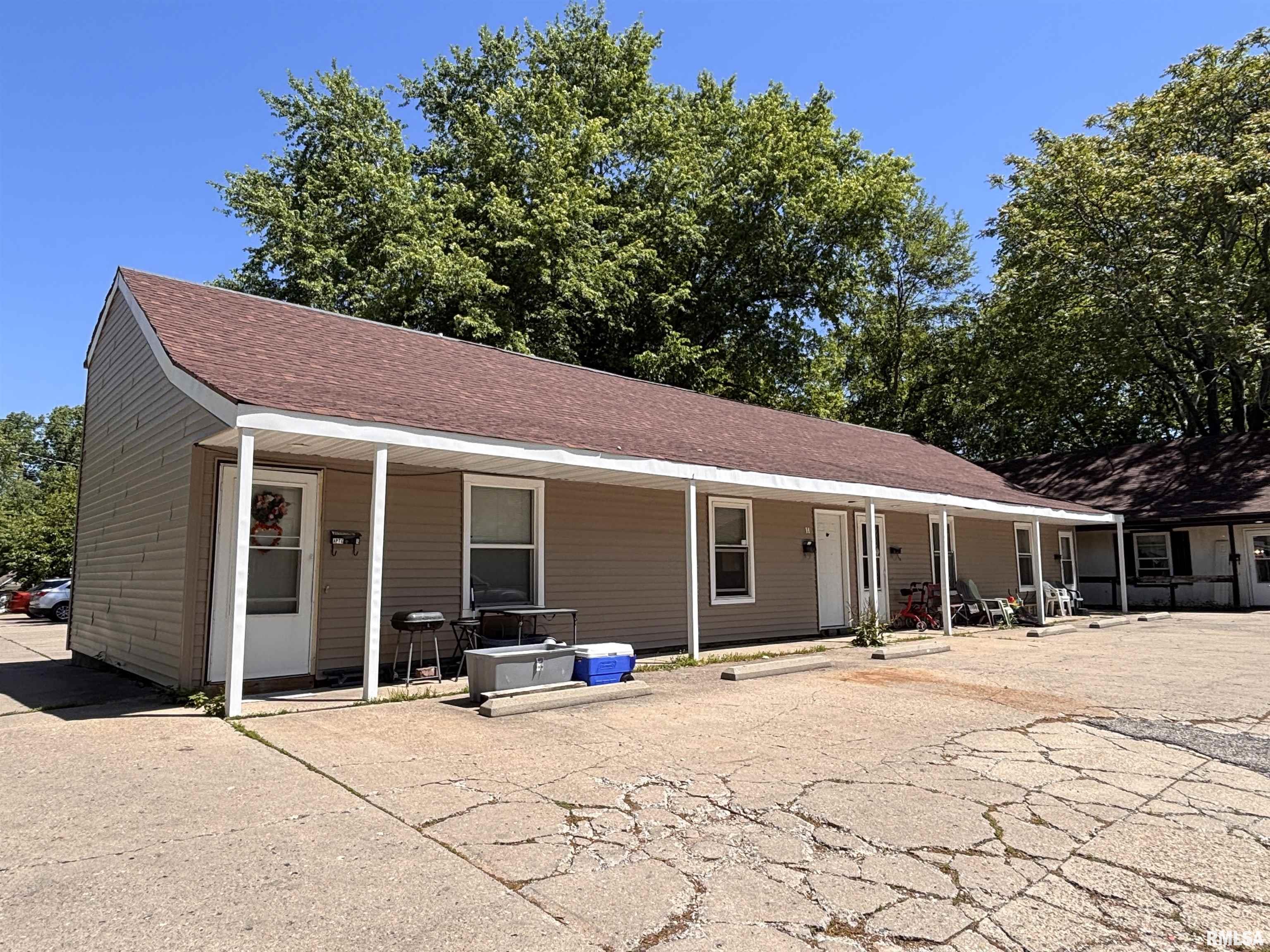 524 East Ridgely Avenue, Unit G H I J K & L Springfield, IL 62702 - Photo 3 of 3