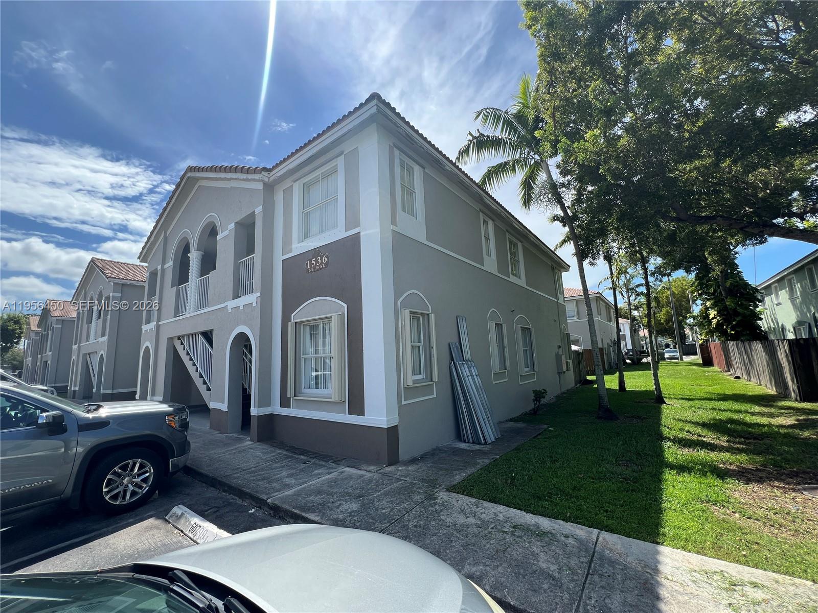 1536 Southeast 25th Street, Unit 100 Homestead, FL 33035 - Photo 4 of 73