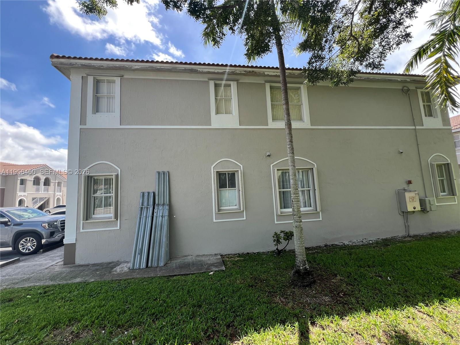 1536 Southeast 25th Street, Unit 100 Homestead, FL 33035 - Photo 5 of 73