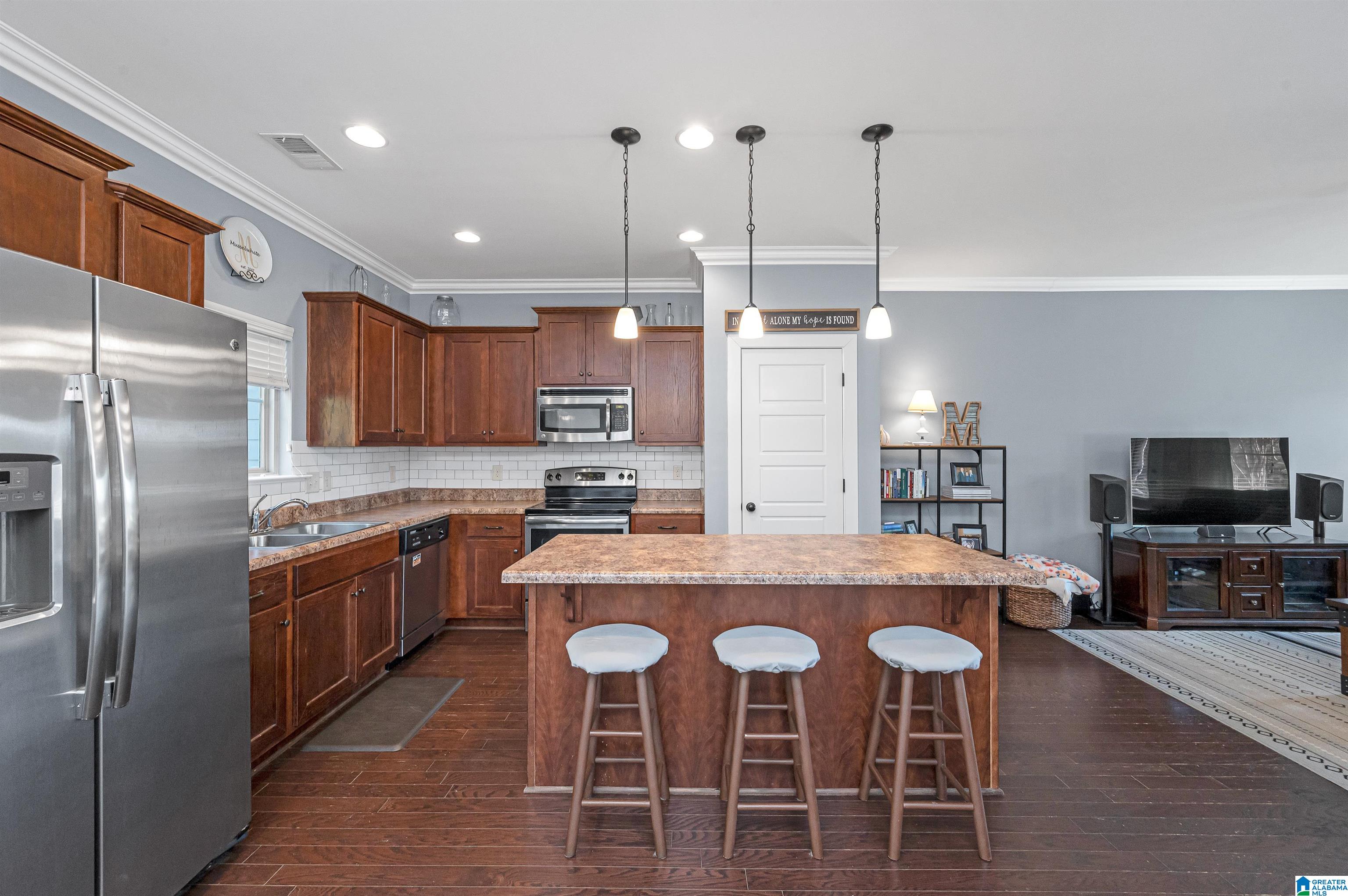 4411 Ridgemont Circle Birmingham, AL 35244 - Photo 7 of 28
