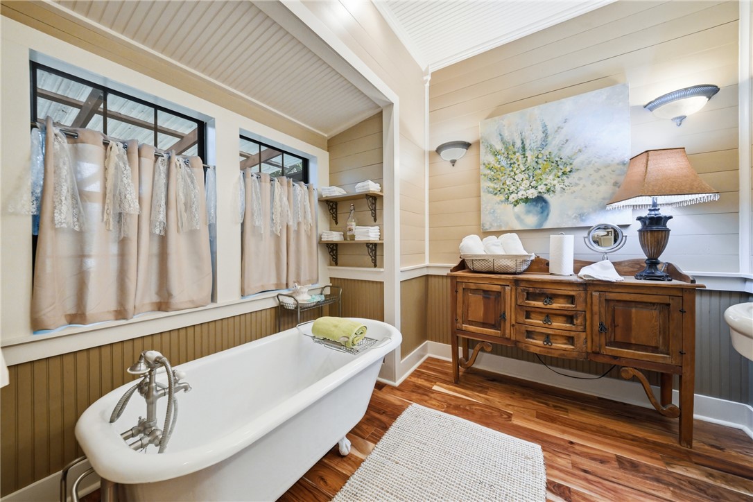 3321 Schulle Road Round Top, TX 78954 - Photo 12 of 50 Gallery Image 12