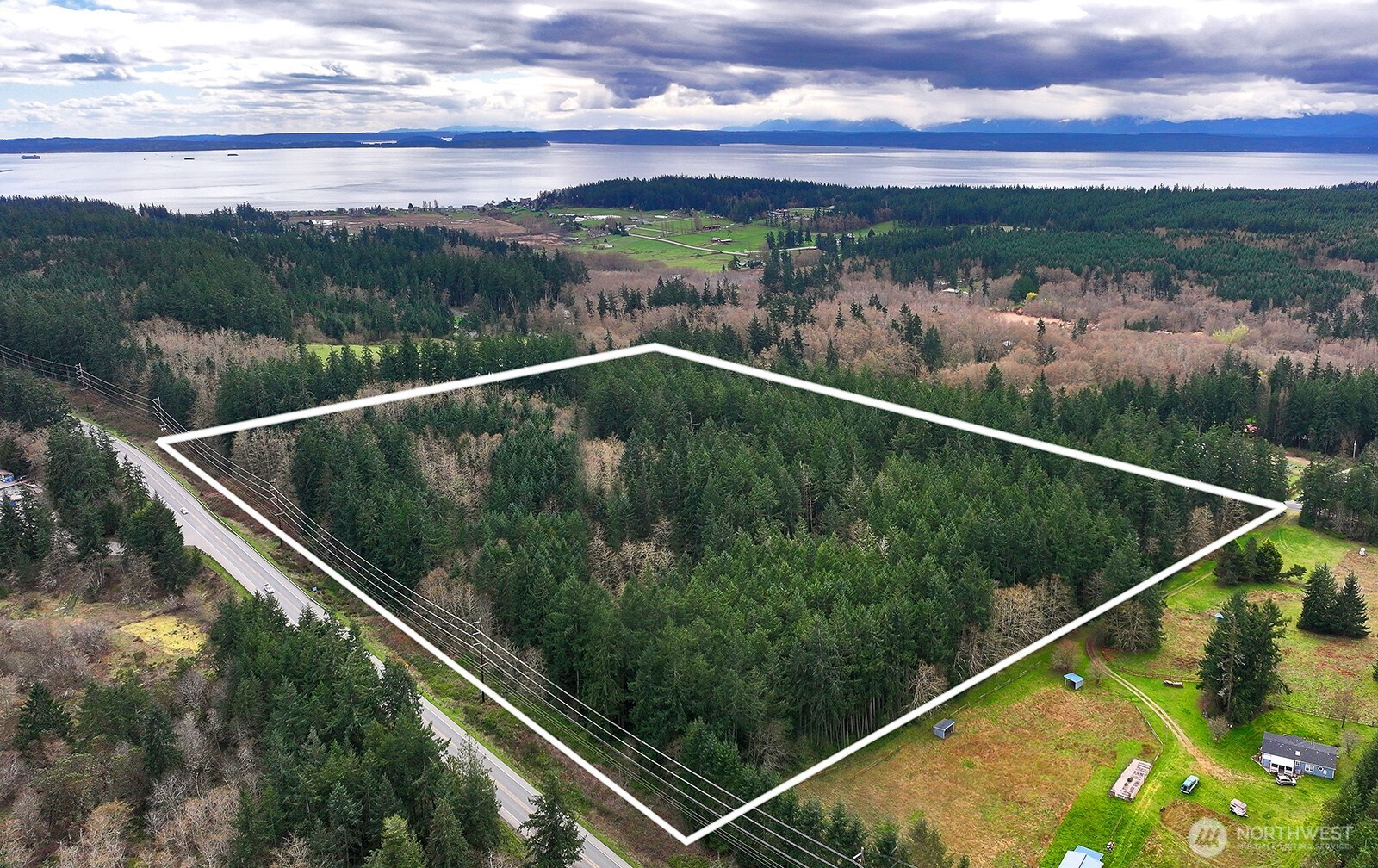 -xxx Mutiny Bay Road Freeland, WA 98249 - Photo 2 of 27 a view of city from a balcony