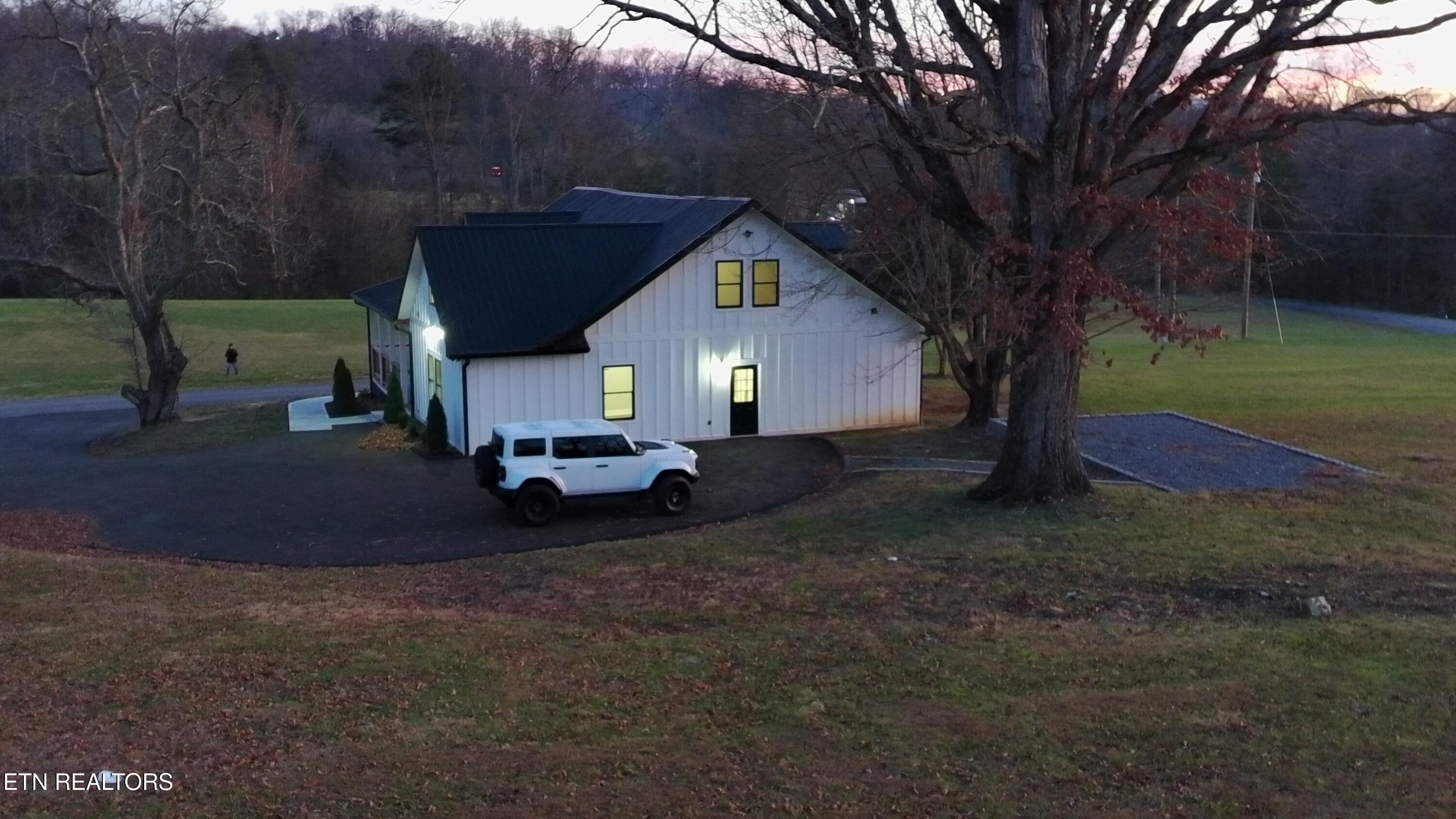 1545 Slover Springs Road Dandridge, TN 37725 - Photo 51 of 55 Back