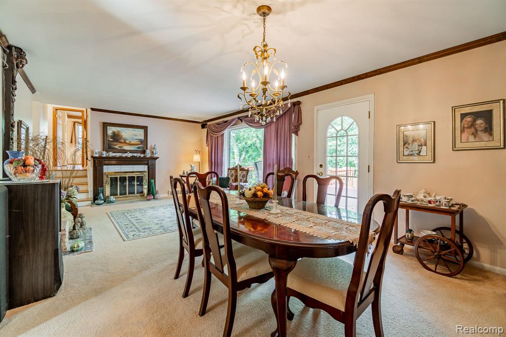 28012 Ridgebrook Road Farmington Hills, MI 48334 - Photo 6 of 43