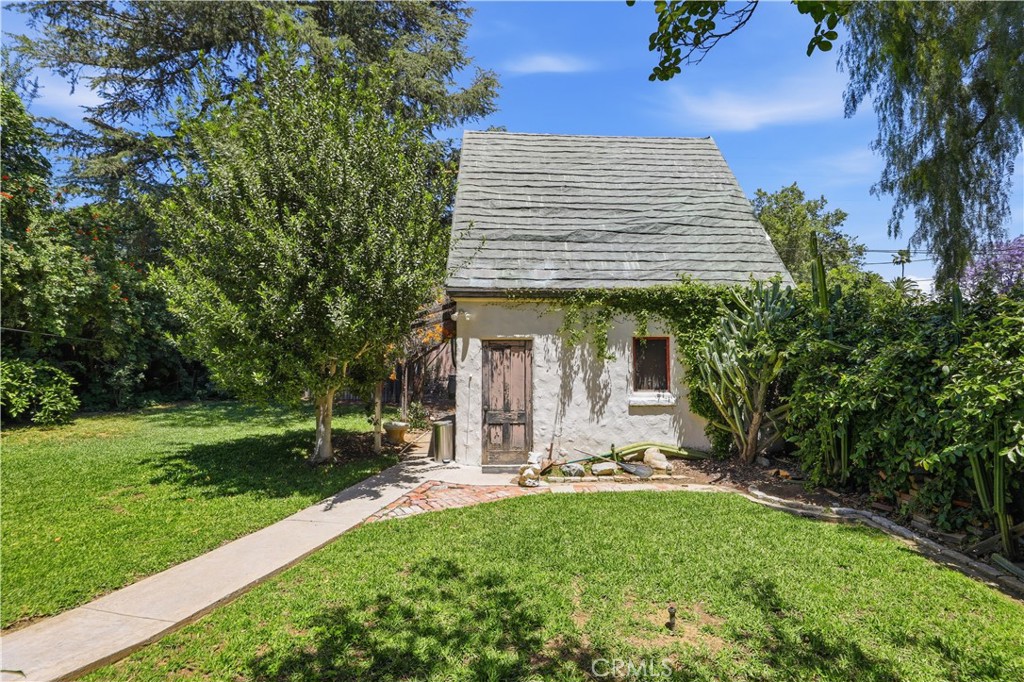 4579 University Riverside, CA 92501 - Photo 23 of 44