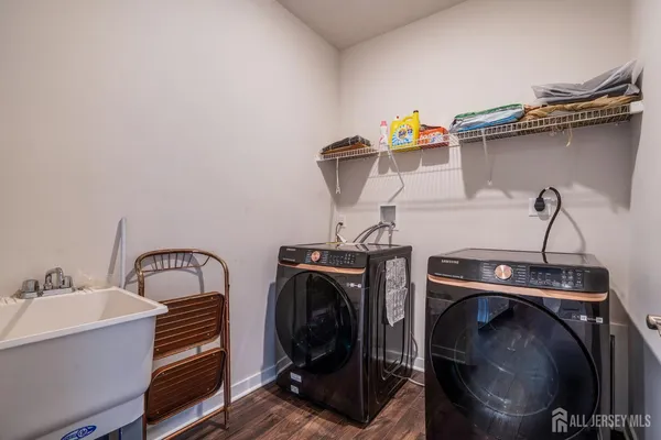 $579,800 | 109 Congressional Court, Moorestown, NJ 08057