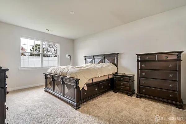 $579,800 | 109 Congressional Court, Moorestown, NJ 08057