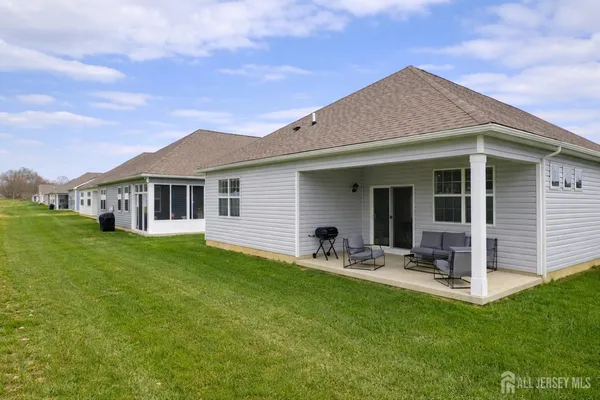 $579,800 | 109 Congressional Court, Moorestown, NJ 08057