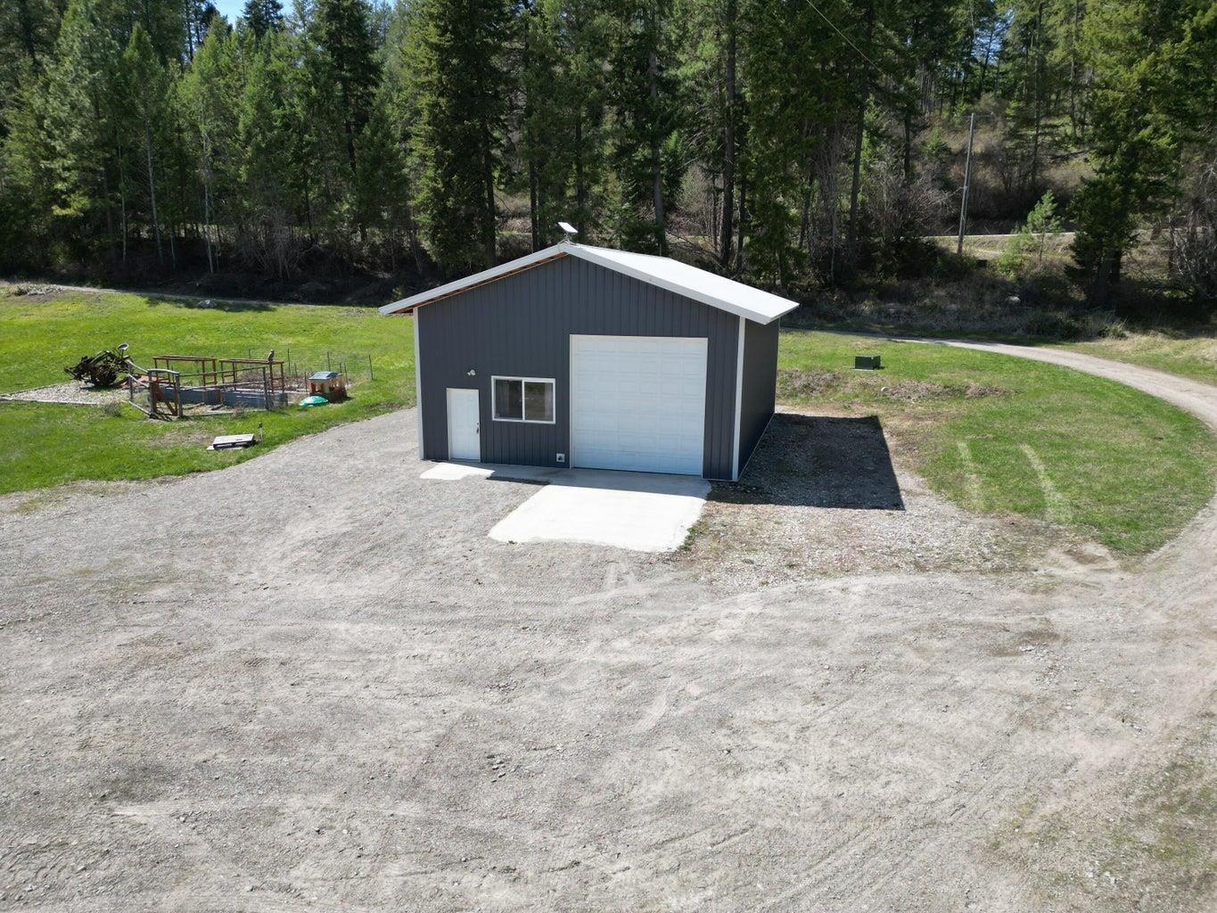 2550 B Burgess Road Addy, WA 99101 - Photo 2 of 27