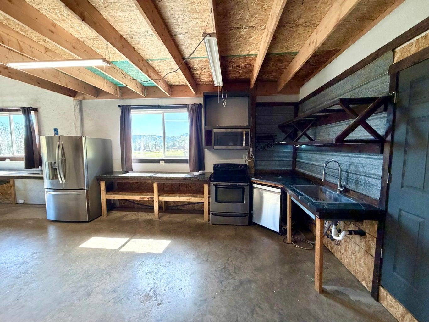 2550 B Burgess Road Addy, WA 99101 - Photo 23 of 27