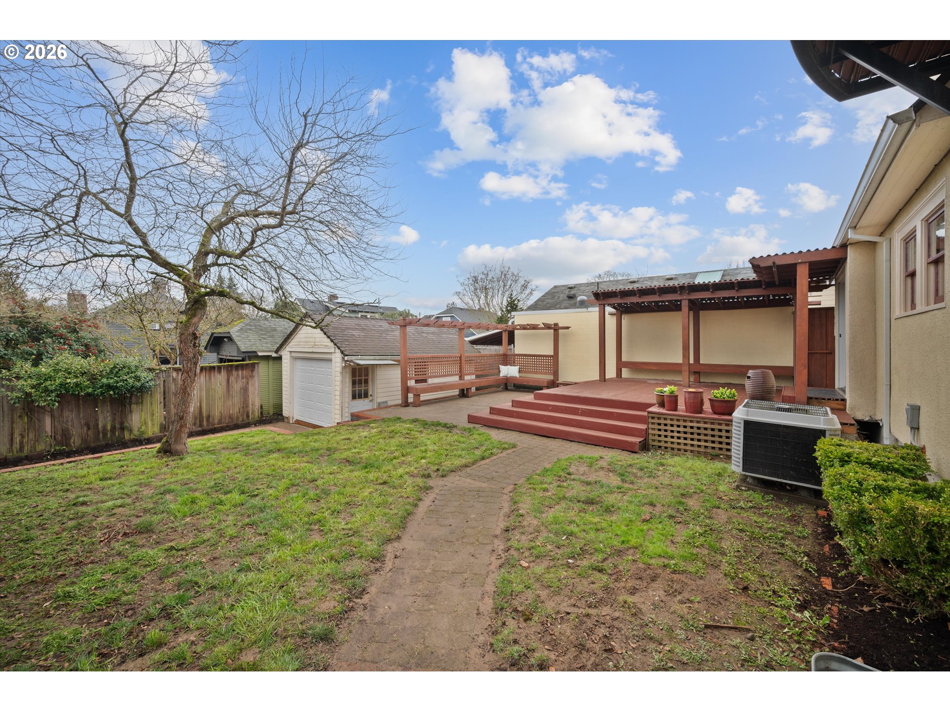 1706 Southeast Knapp Street Portland, OR 97202 - Photo 37 of 43 a view of a backyard with a garden