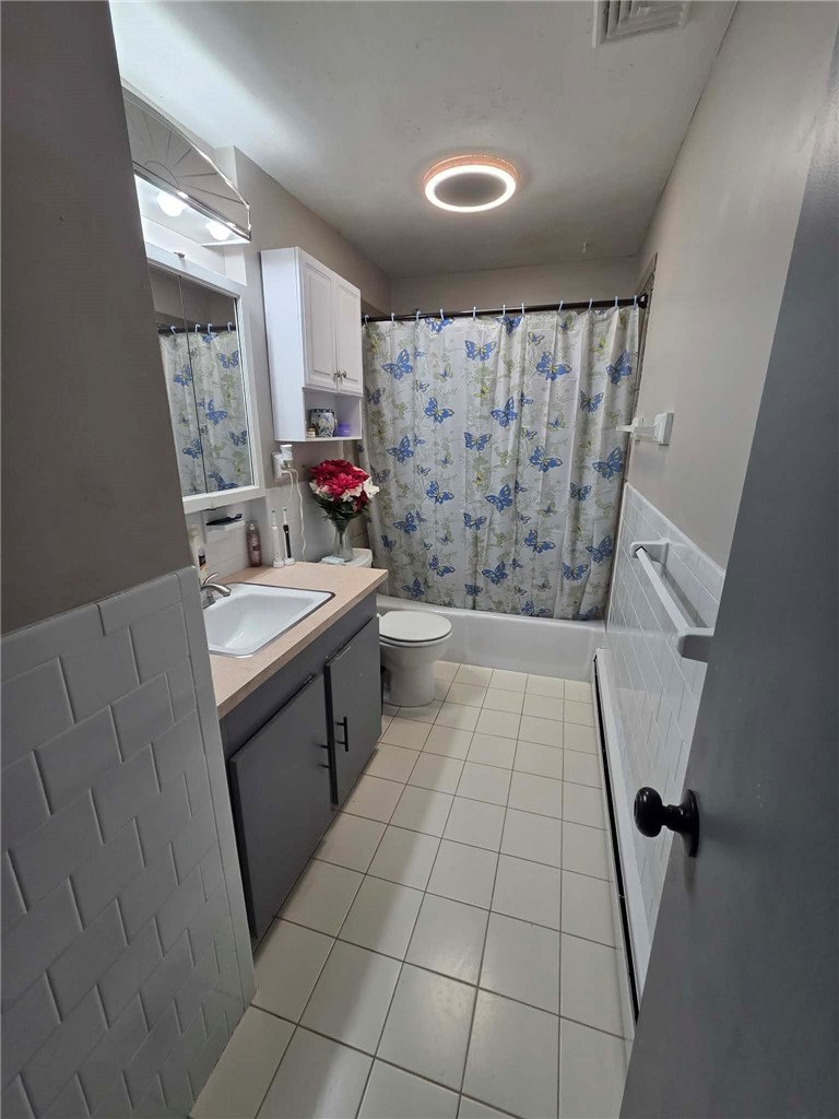 34 Commack Road East Providence, RI 02914 - Photo 26 of 28 Gallery Image 26