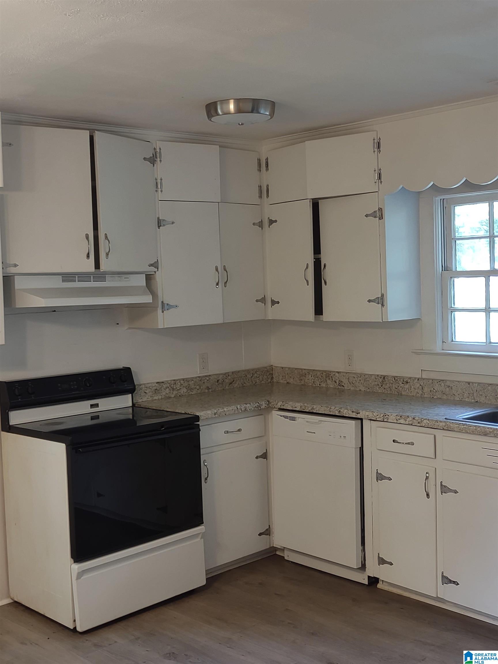 209 Rice Avenue Anniston, AL 36201 - Photo 11 of 16
