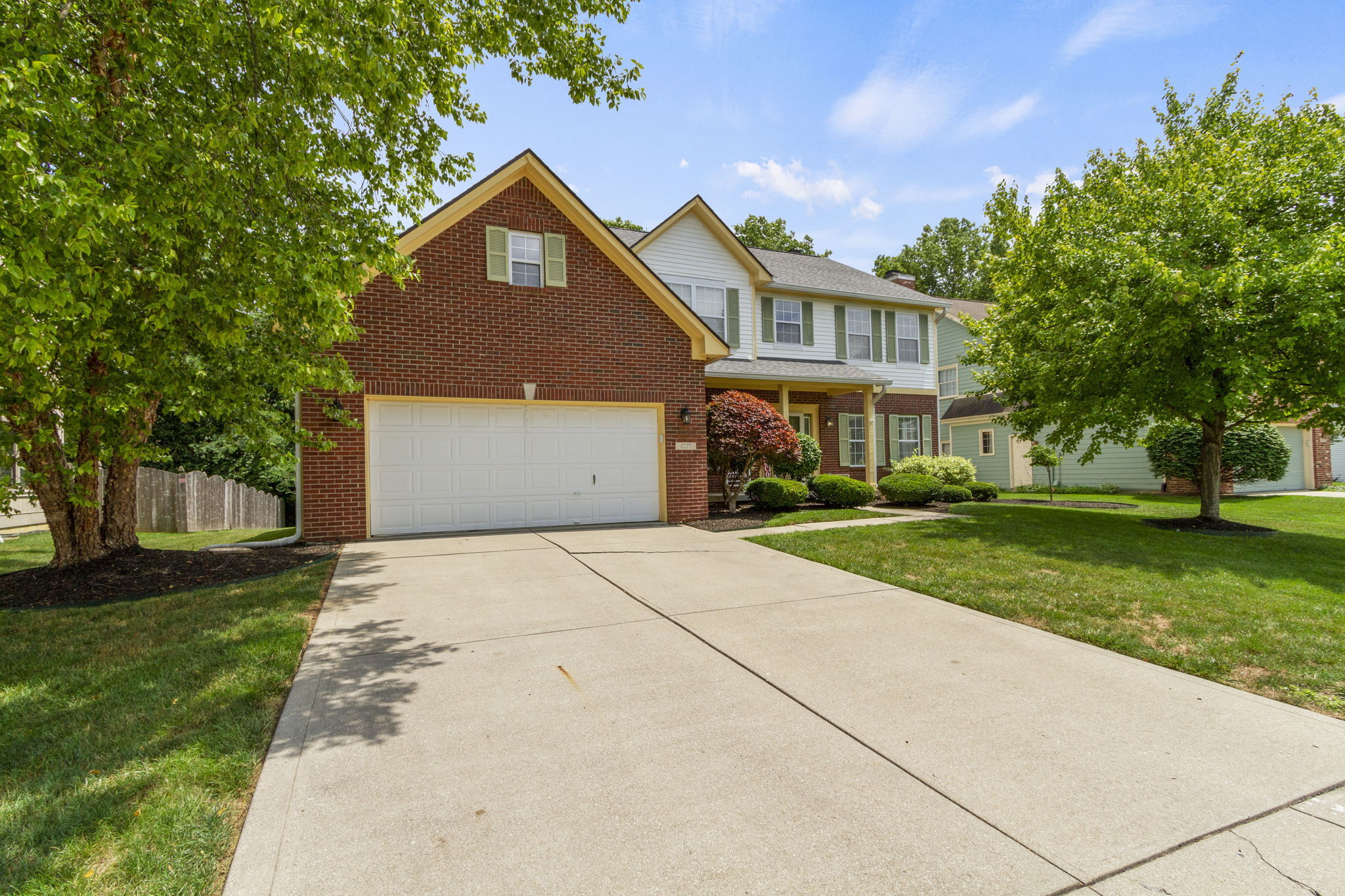 11227 Reflection Point Drive Fishers, IN 46037 - Photo 2 of 43 Gallery Image 2