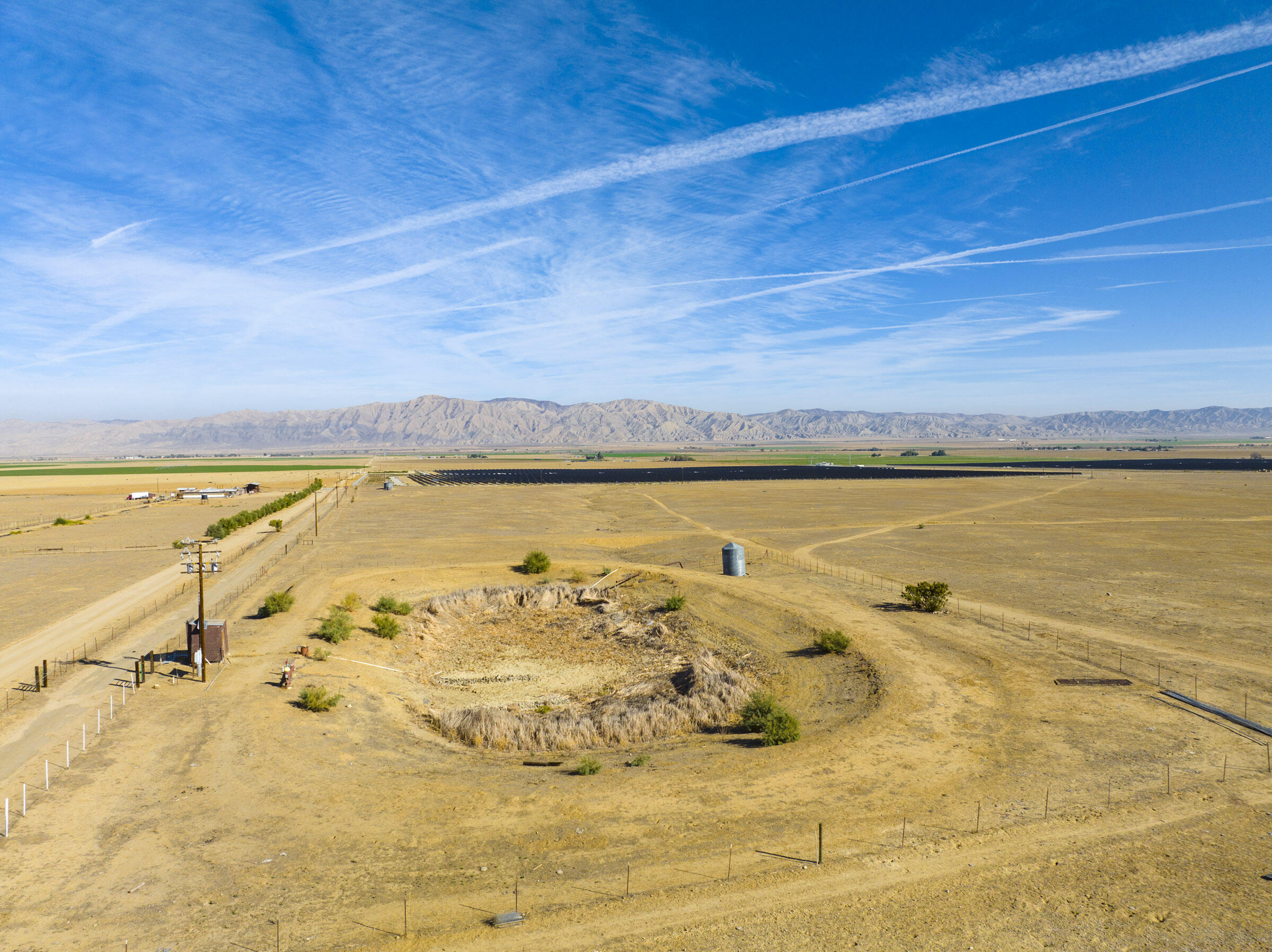2011 Foothill Road Maricopa, CA 93252 - Photo 15 of 22 a view of an ocean and beach