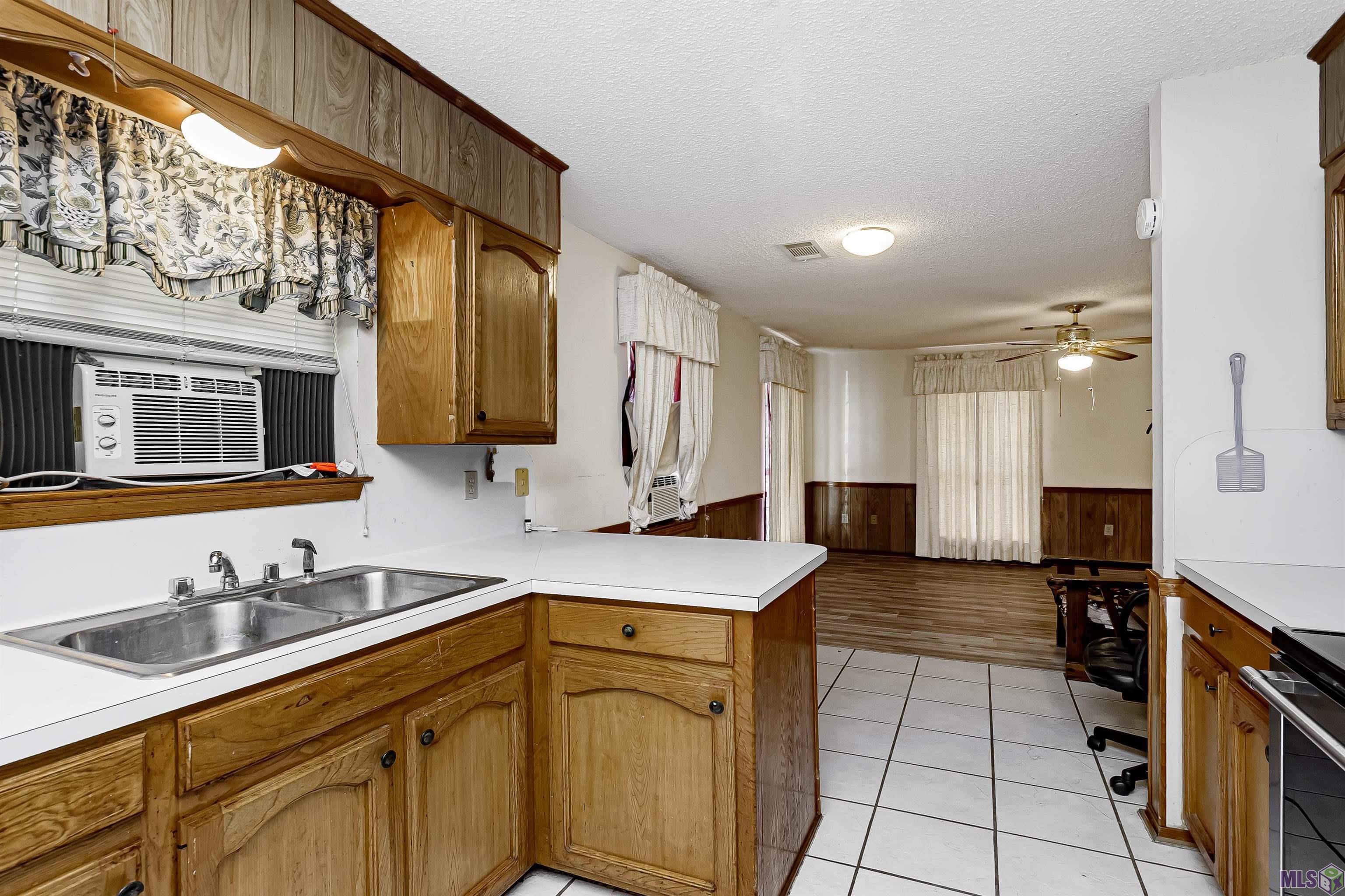 315 Gatebriar Street Baton Rouge, LA 70807 - Photo 7 of 15