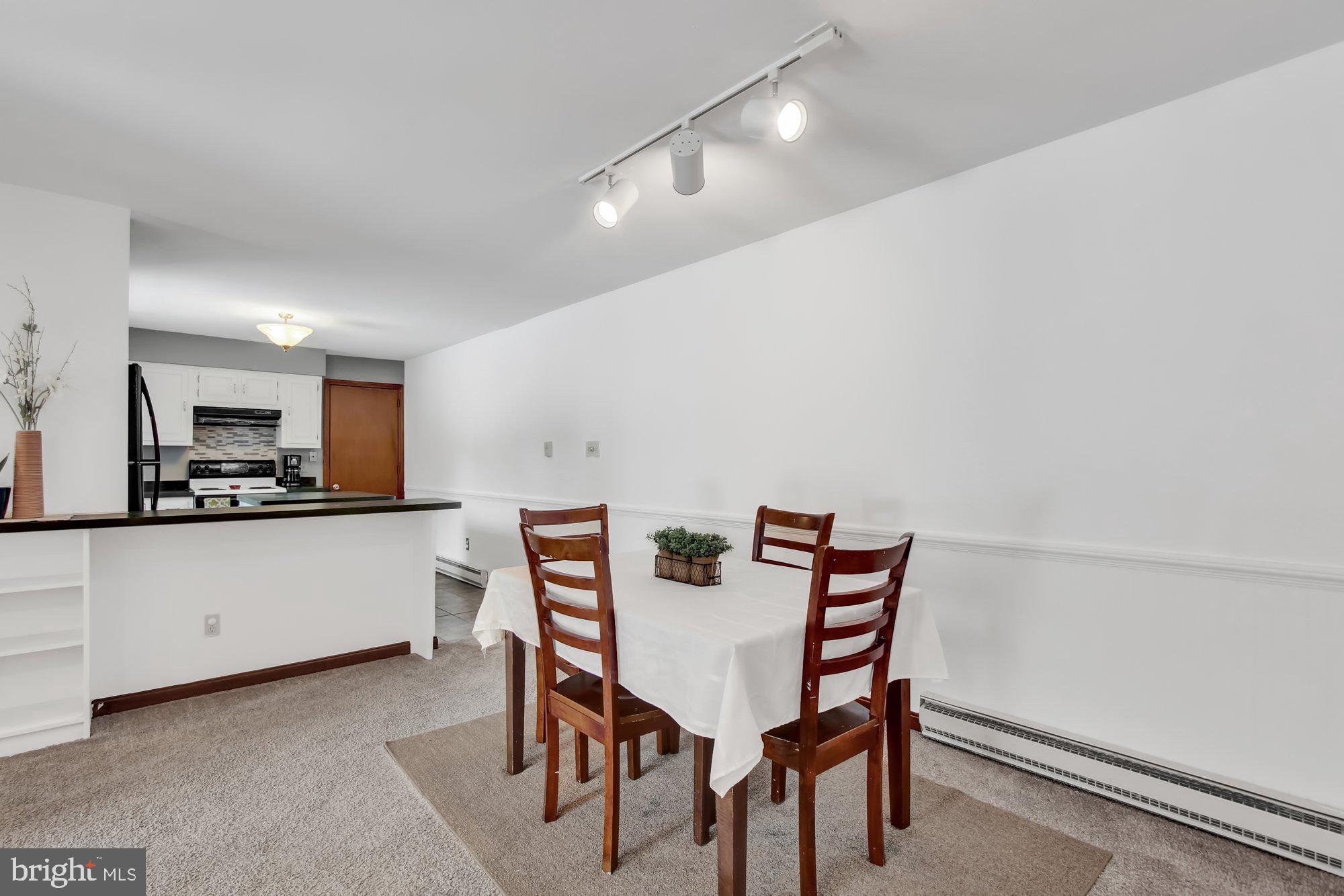 806 Kreps Road Lancaster, PA 17603 - Photo 5 of 24 Gallery Image 5