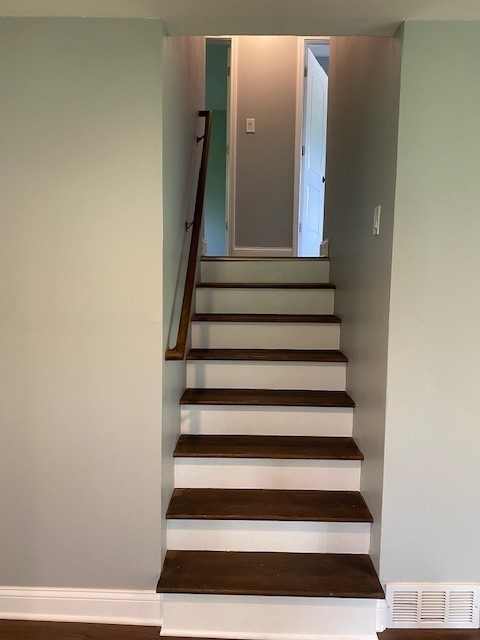 7 Treebark Court Schaumburg, IL 60193 - Photo 15 of 29 a view of entryway