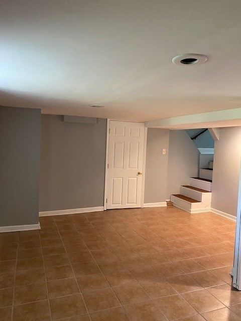 7 Treebark Court Schaumburg, IL 60193 - Photo 25 of 29 a view of an empty room