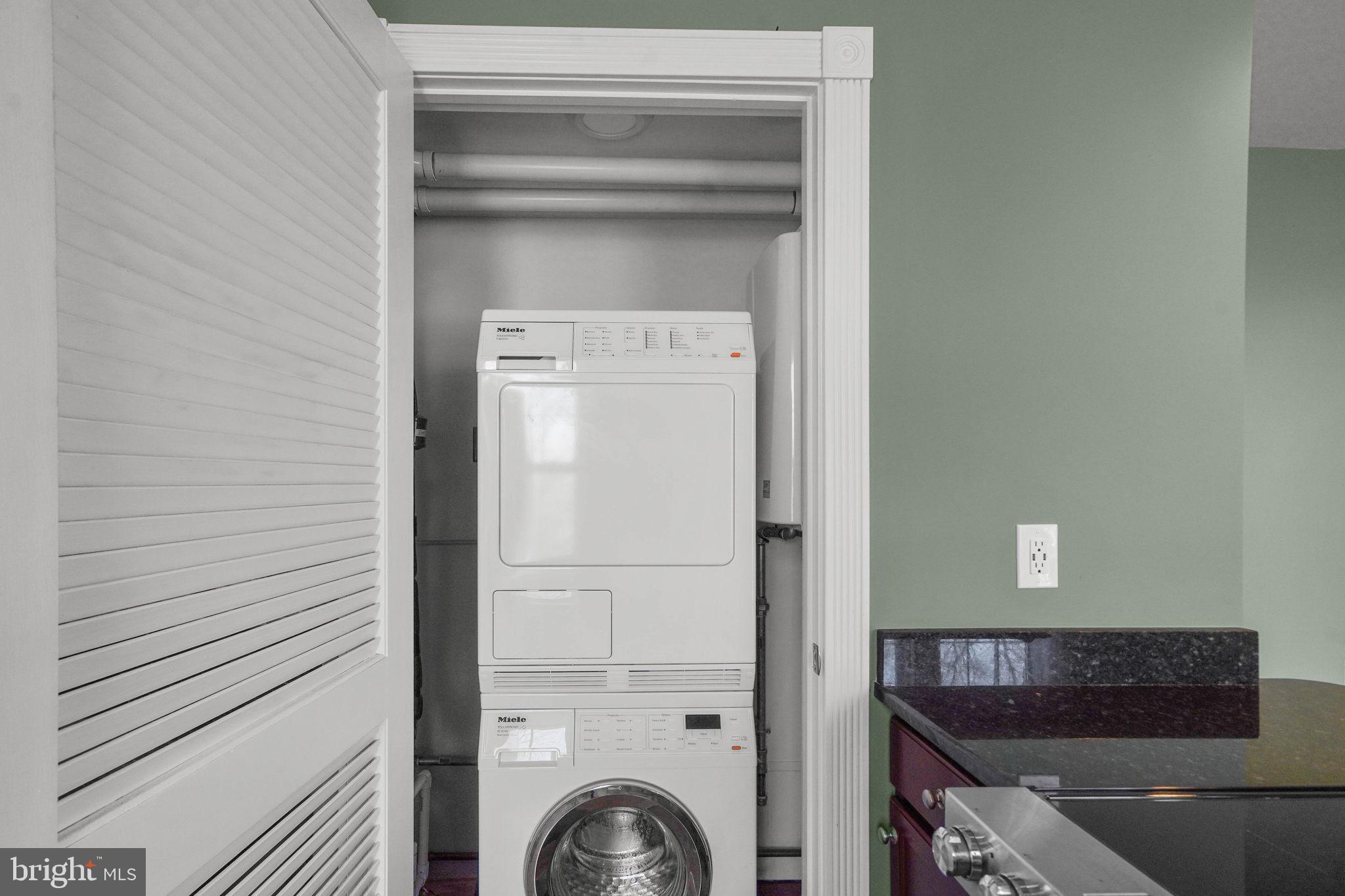610 3rd Street Southeast, Unit 6 Washington, DC 20003 - Photo 19 of 27 Washer / Dryer
