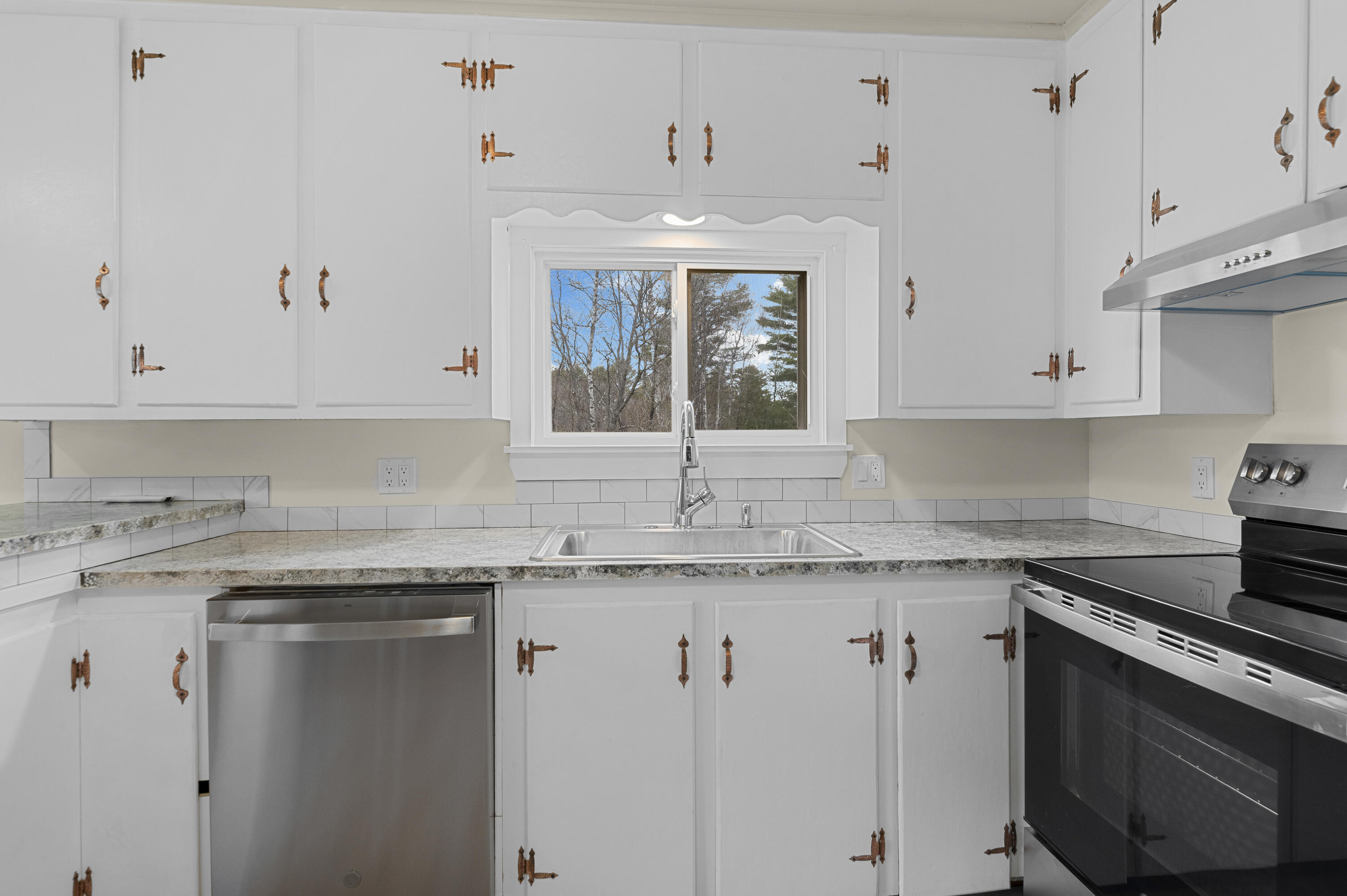 1582 Main Road Enfield, ME 04493 - Photo 17 of 32 DSC_0082