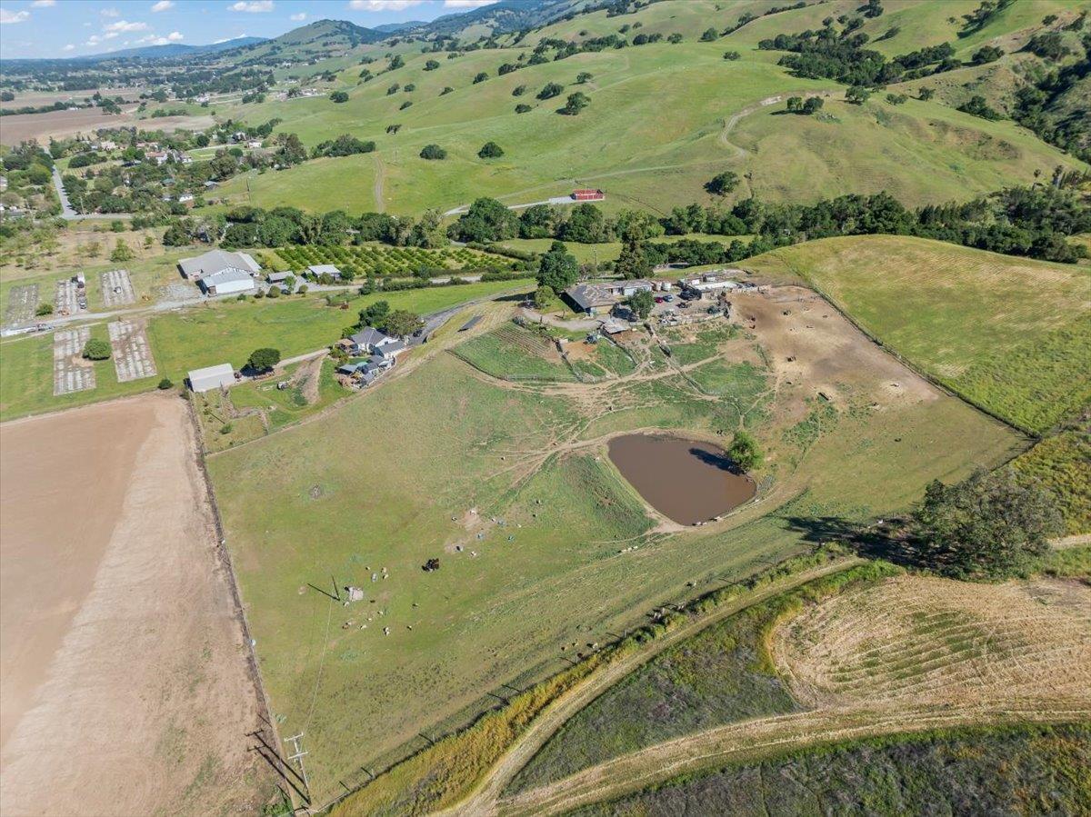 4180 Canada Road Gilroy, CA 95020 - Photo 12 of 19
