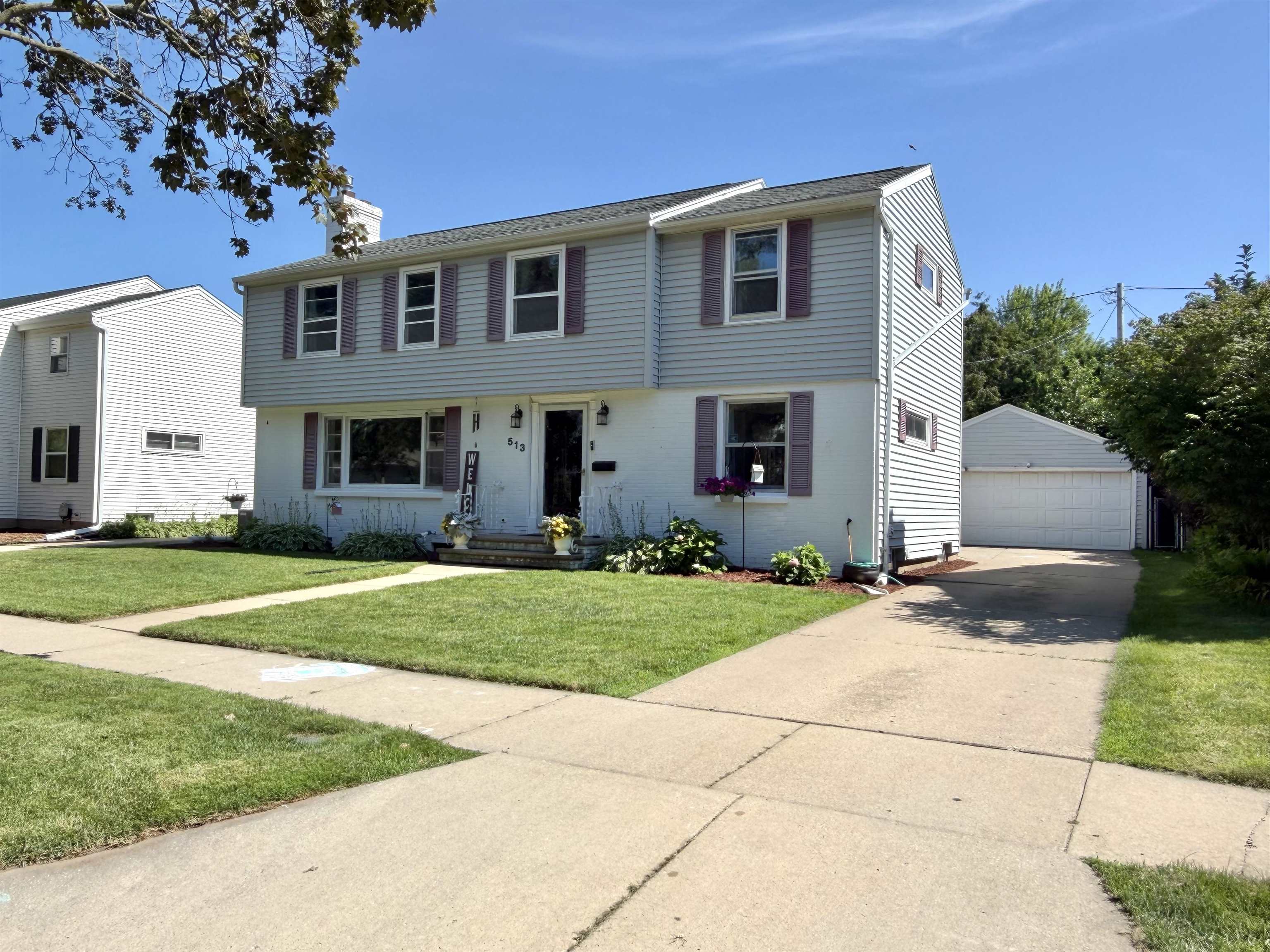 513 East Lindbergh Street Appleton, WI 54911 - Photo 1 of 40