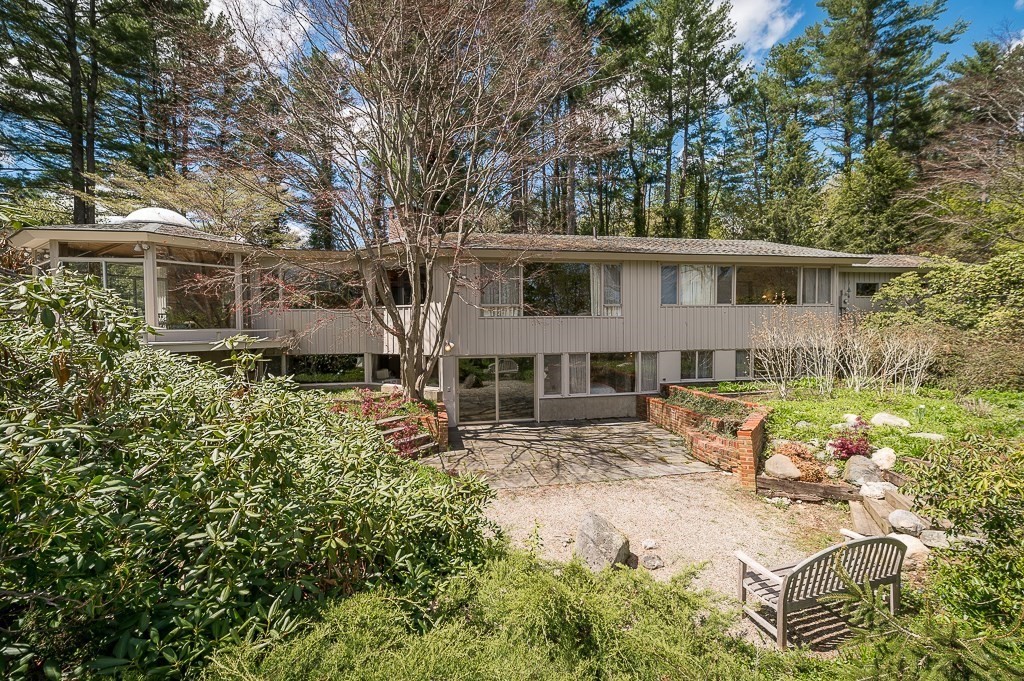 18 Burnham Road Wenham, MA 01984 - Photo 1 of 42 Gallery Image 1