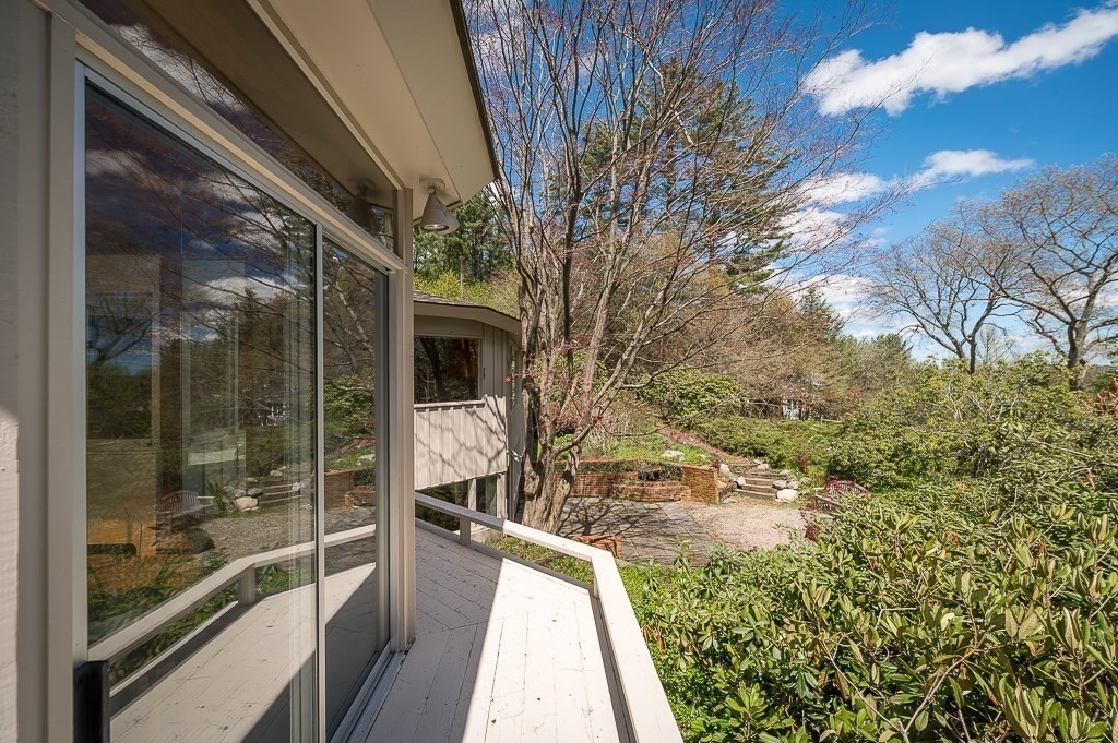 18 Burnham Road Wenham, MA 01984 - Photo 8 of 42 Gallery Image 8