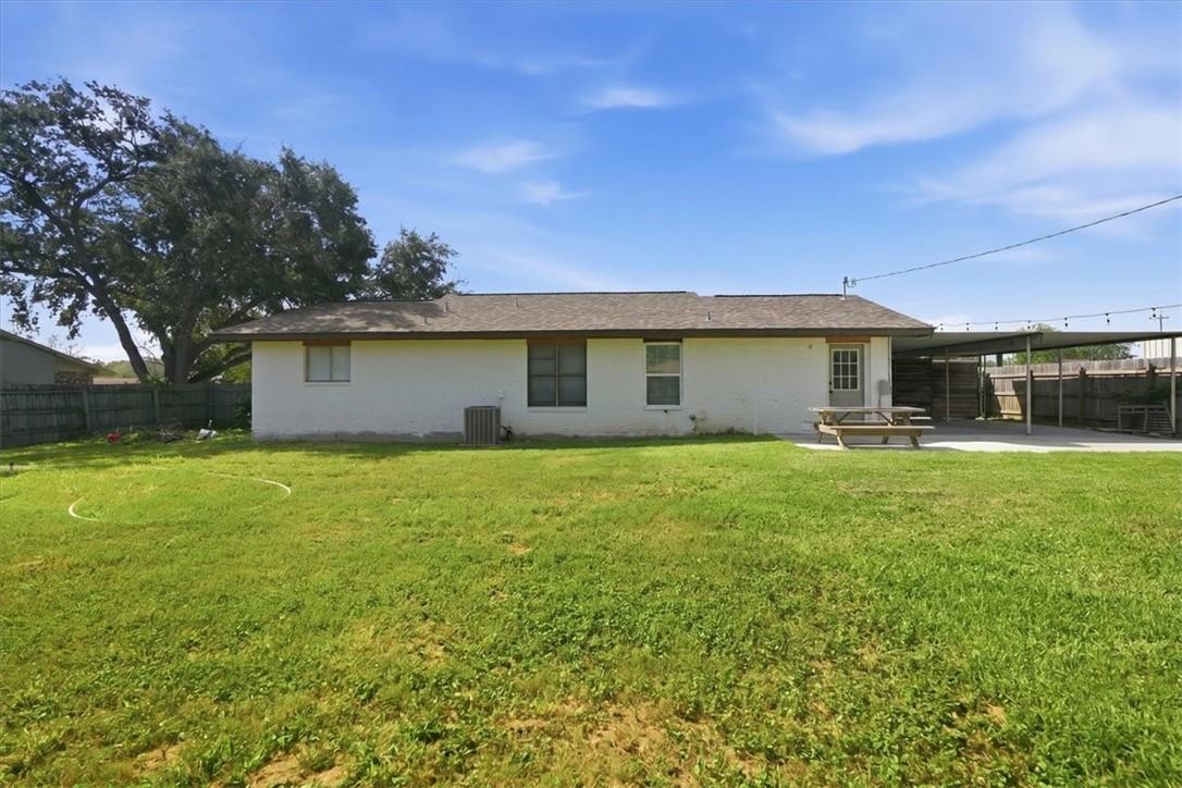 1314 Mark Street George West, TX 78022 - Photo 28 of 31