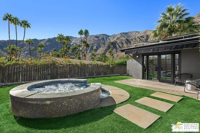 $2,590,000 | 1010 West Friar Court, Palm Springs, CA 92262