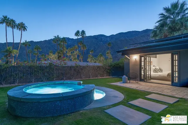 $2,590,000 | 1010 West Friar Court, Palm Springs, CA 92262