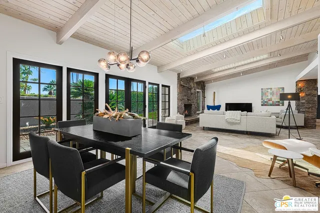 $2,590,000 | 1010 West Friar Court, Palm Springs, CA 92262