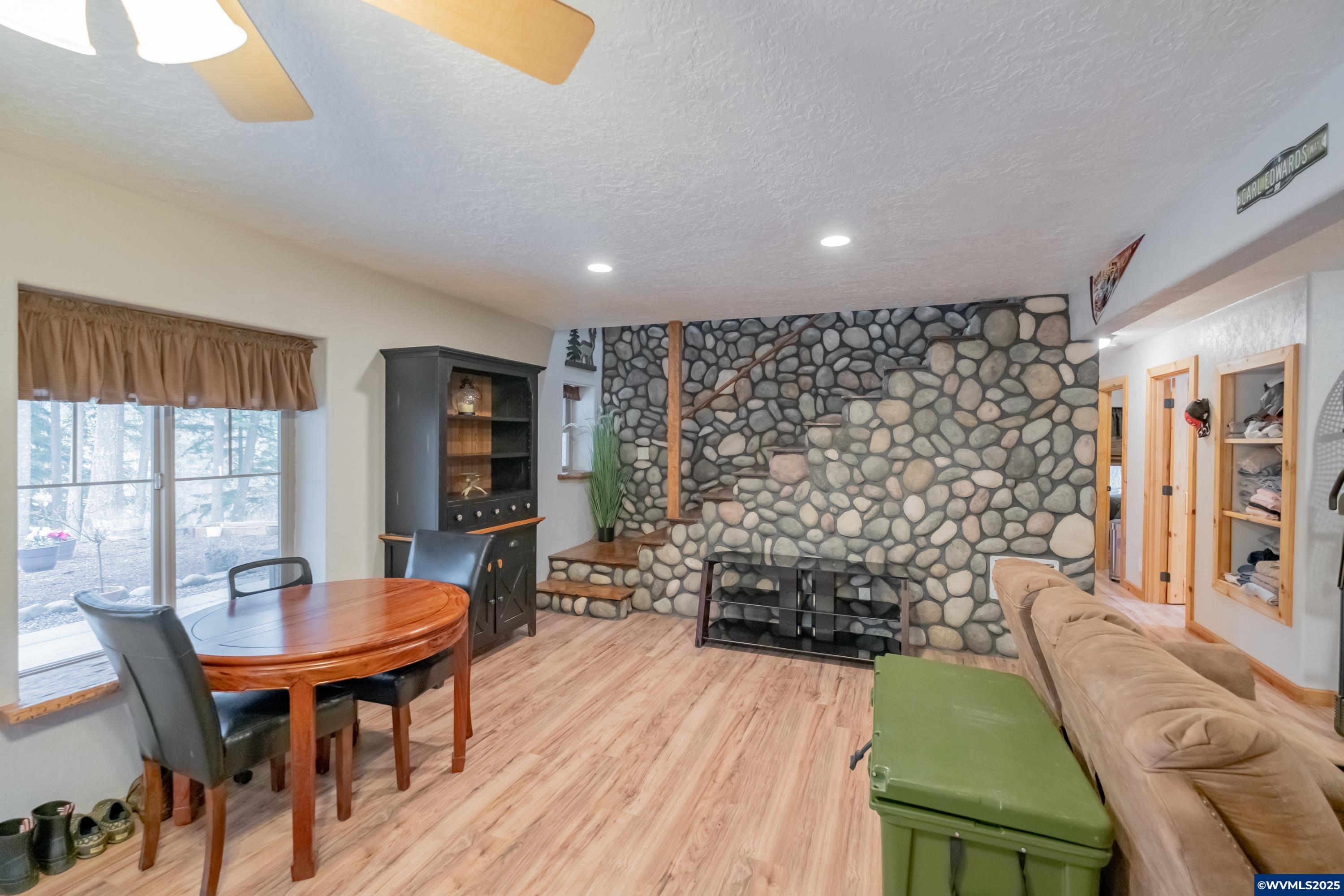 32583 Bellinger Scale Road Lebanon, OR 97355 - Photo 36 of 49 Gallery Image 36