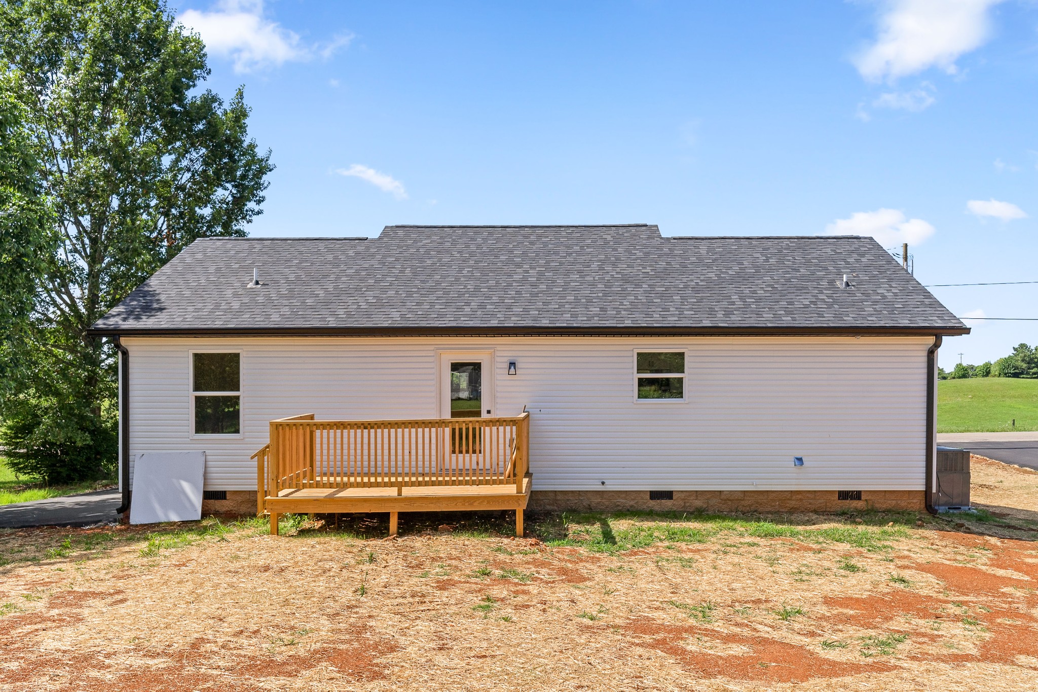 732 Millers Point Road Sparta, TN 38583 - Photo 4 of 26 Gallery Image 4